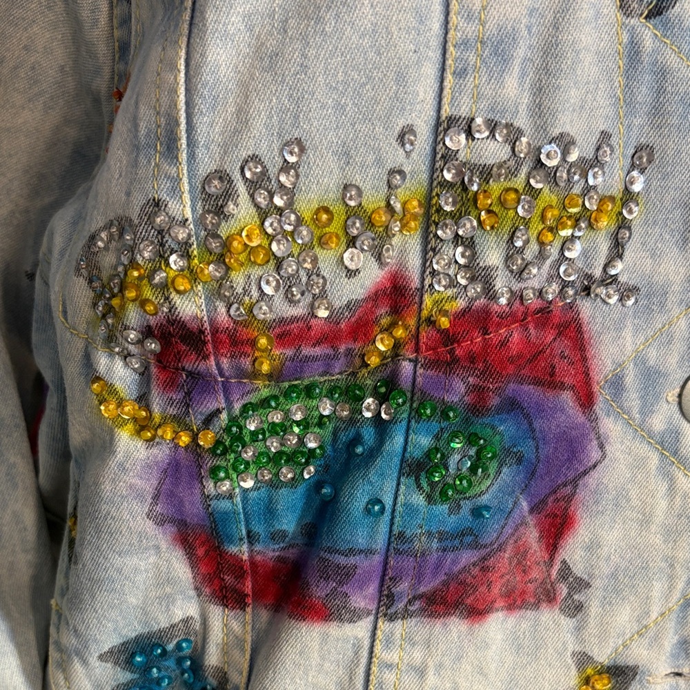 32. Vintage 1989 Jou Jou bedazzled denim rock and roll jacket - Picture 2 of 9